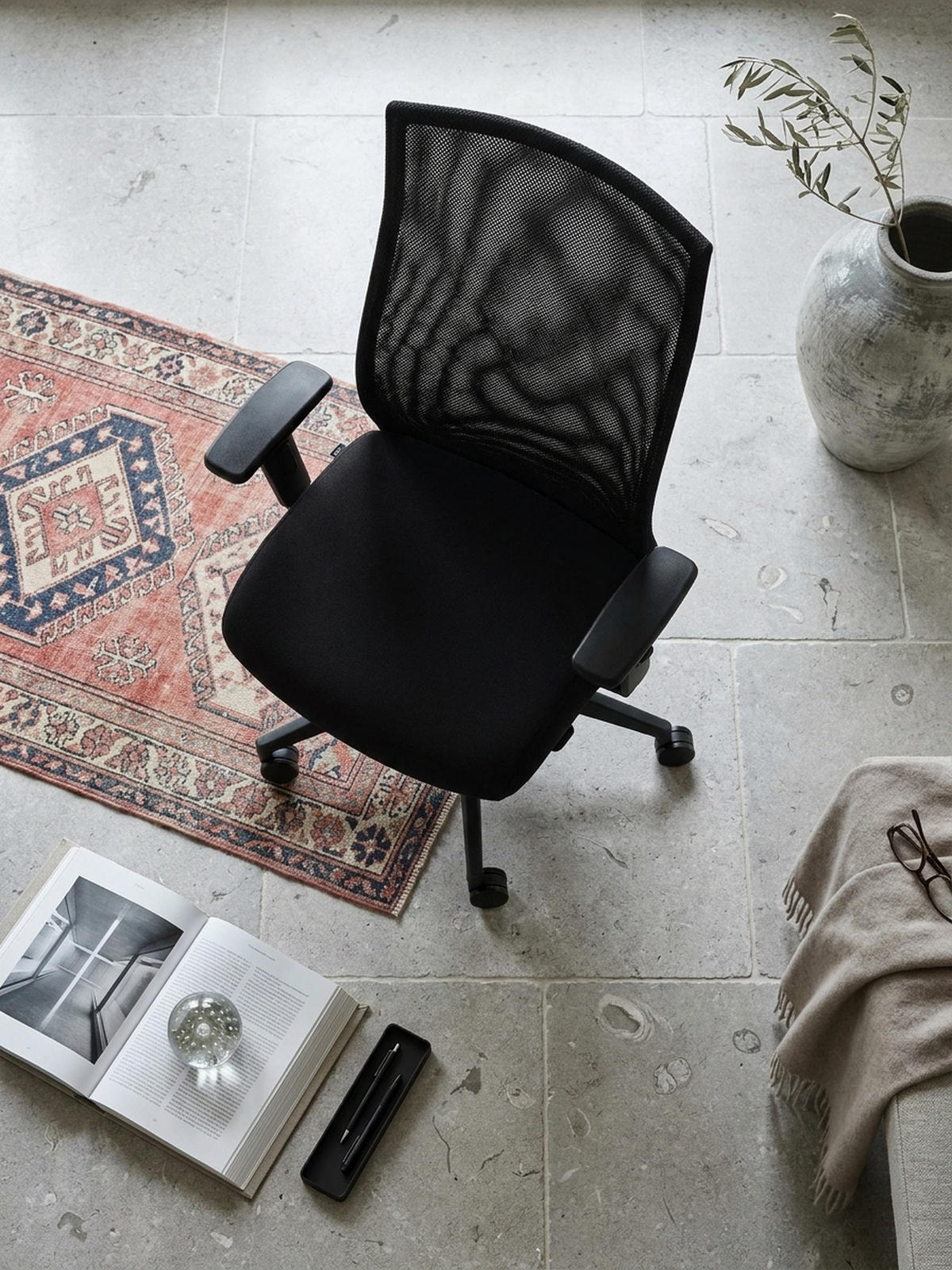 BÜROSTUHL Schwarz Netz mit 3-Punkt-Synchronmechanik, Nylonfuß und Teppichrollen PARMA - Schwarz, Textil (65/113/65cm) - KADIMA DESIGN