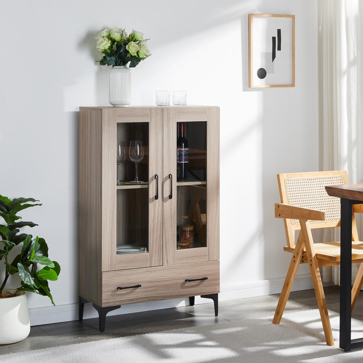 VITRINE Søndersø - Sonoma Eiche, Glas/Holzwerkstoff (70/115/31cm) - [en.casa]