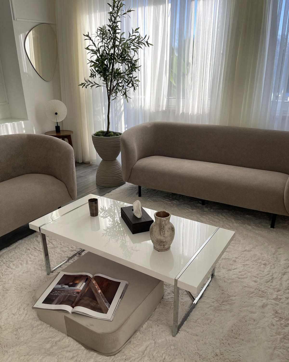 POHOVKA 3-místná Látka taupe/černá Loen - šedá/černá, textil (200/79/70cm) - Beliani