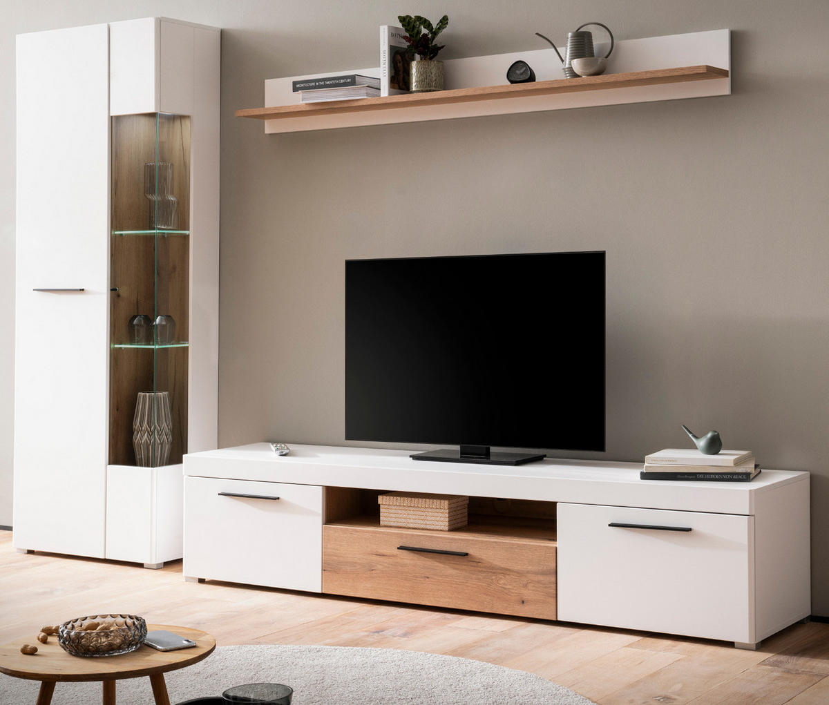 WOHNWAND weiß matt, Evoke Eiche, Wohnkombination 3-teilig, Soft-Close-Funktion - Eichefarben/Silberfarben, Glas/Holz (287/200/45cm) - Furn.Design