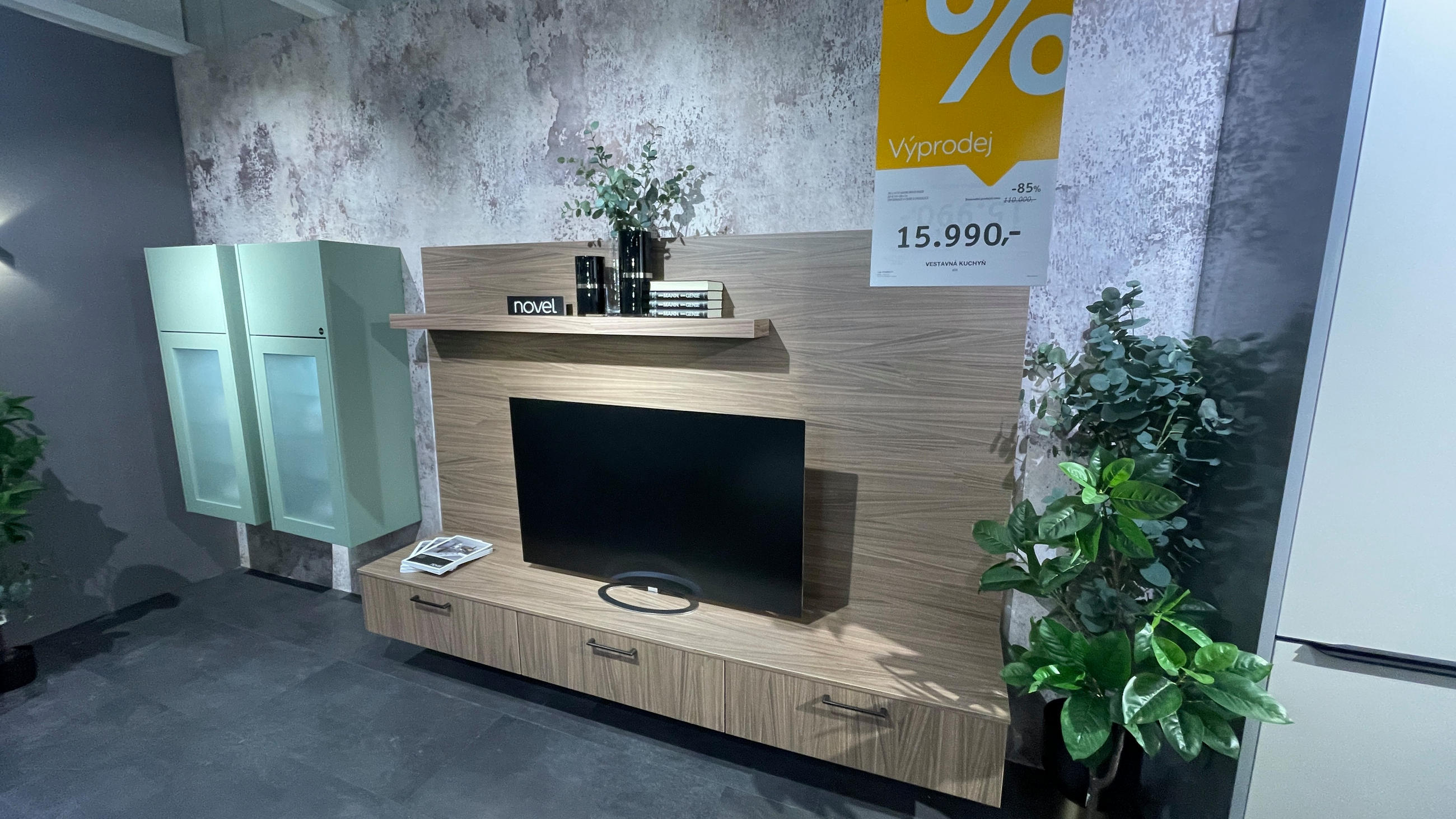 Obývací stěna - Novel