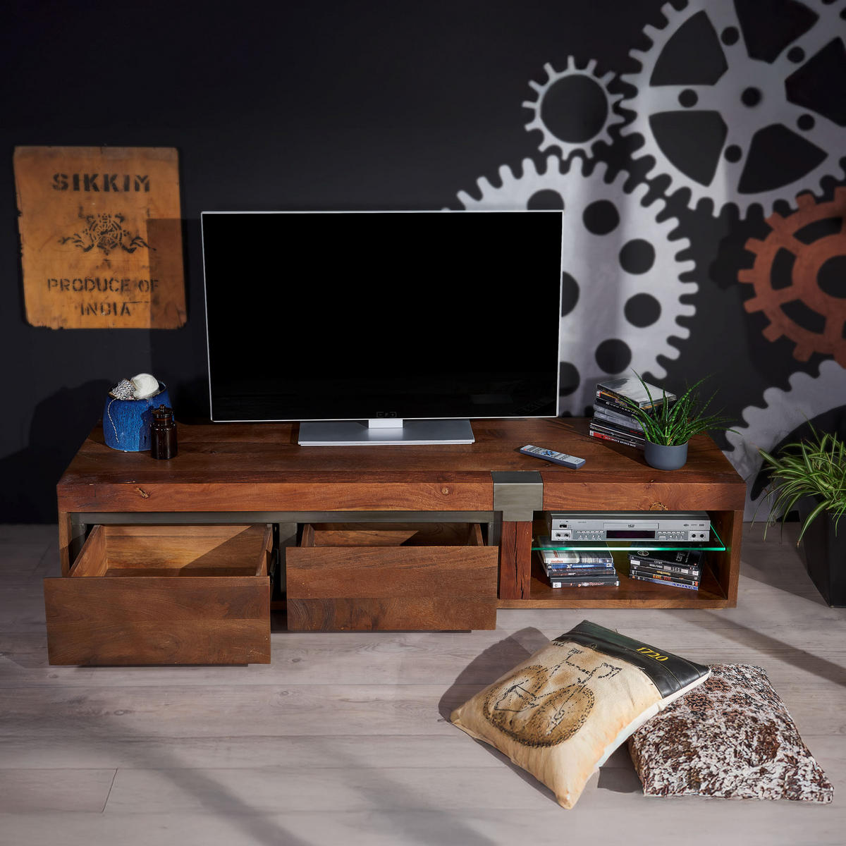 TV-BOARD Mango 180x48x39 braun lackiert Amsterdam #01 - Braun, Holz (180/39/48cm) - Massivmoebel24