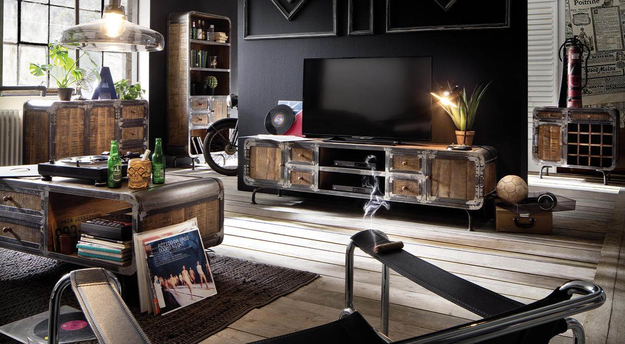 TV-Möbel mit Couchtisch im Industrial-Look