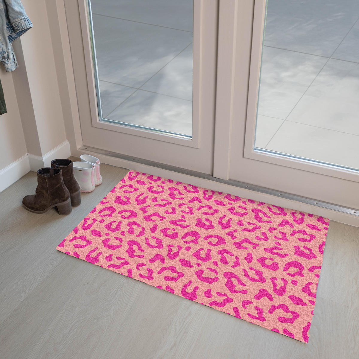 ROHOŽKA Potlač pantera - Ružová - Zvieracia potlač - Minimalistická 90x60 cm - pink, plast (90/60cm) - MuchoWow
