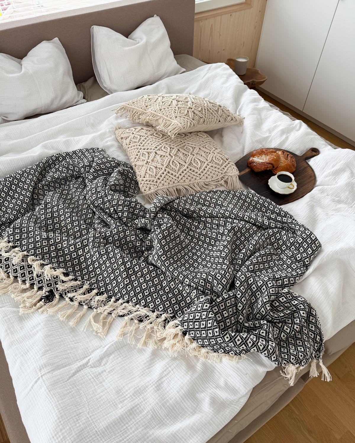 DEKORATIVNÍ POLŠTÁŘ sada 2 ks Světle béžový 45/45 cm Pattan - béžová, textil (45/45cm) - Beliani