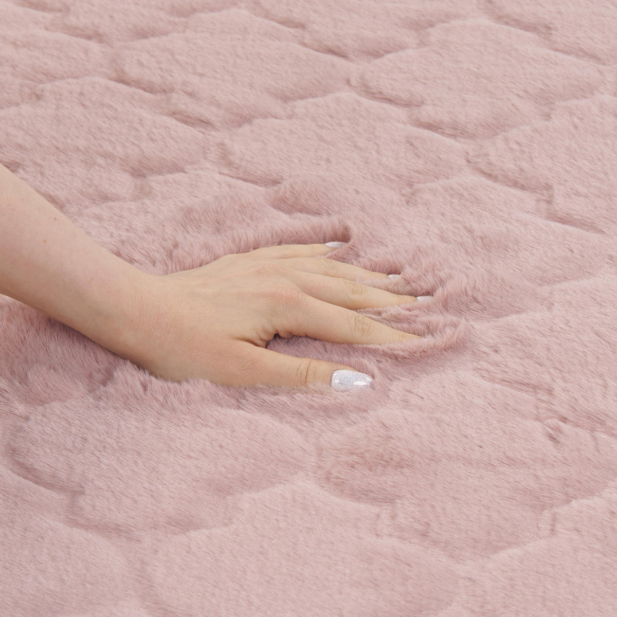 SHAGGY-KUNSTFELLTEPPICH Gharo 230/160 cm - Pink, Kunststoff (160/230cm) - Beliani