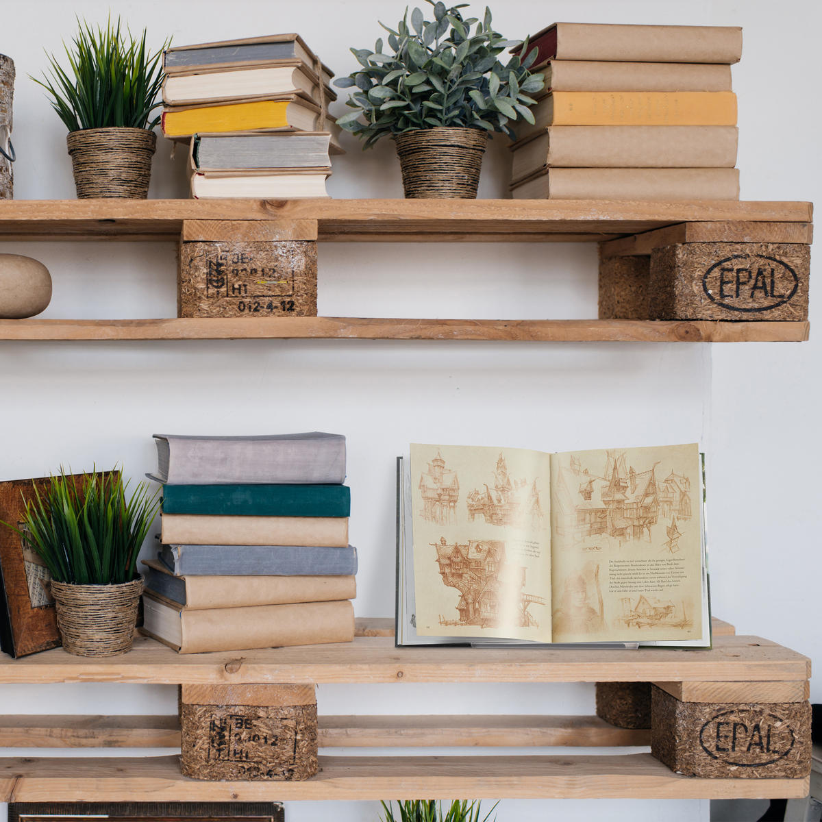 BUCHAUFSTELLER - Transparent, Kunststoff (20/24/20cm) - Relaxdays