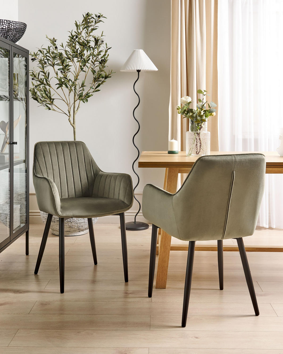 ESSZIMMERSTUHL 2er-Set Samtstoff olivgrün Wellston - Schwarz/Grün, Textil (60/84/61cm) - Beliani