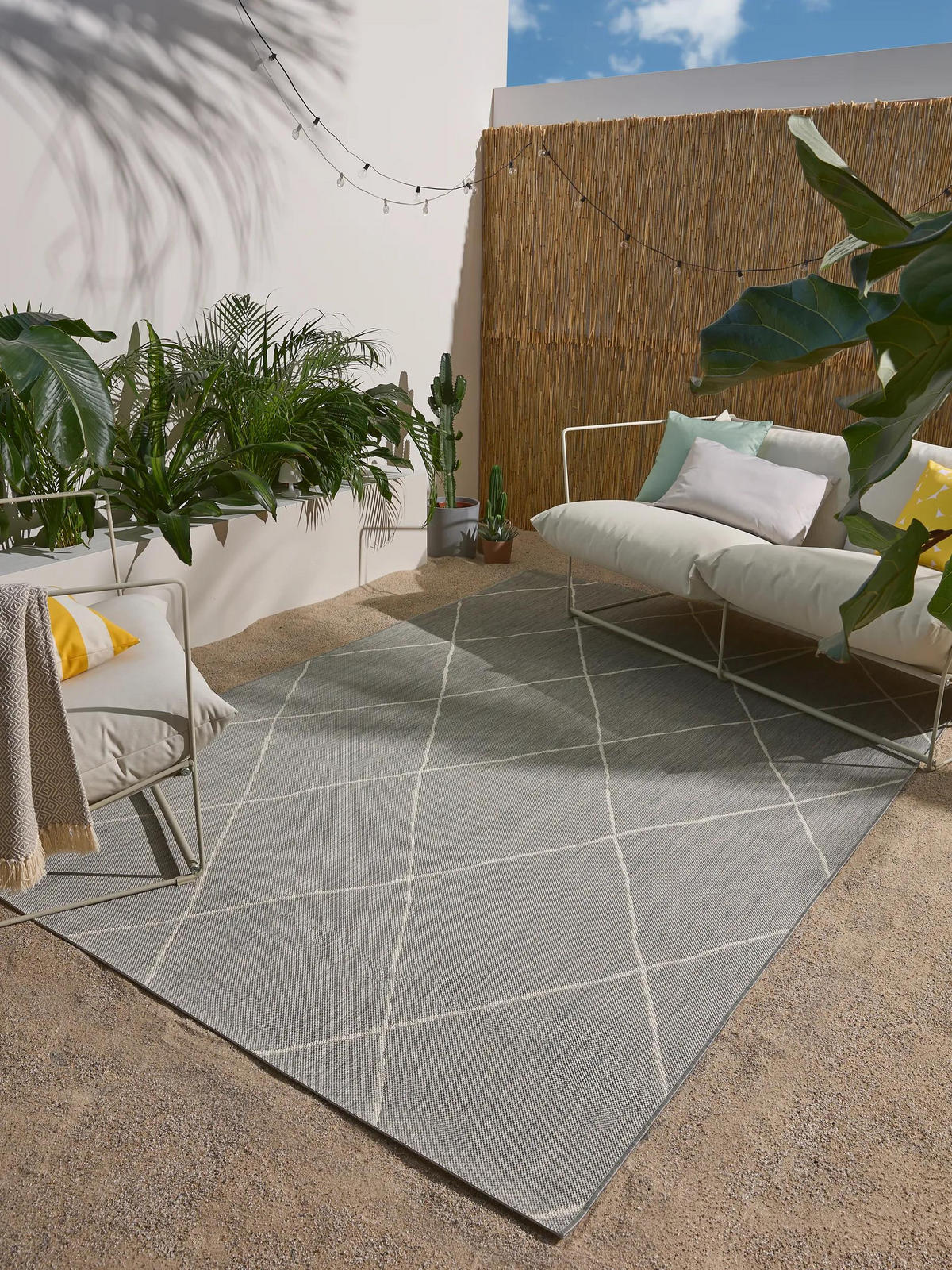 OUTDOORTEPPICH Metro Grau 240x340 cm - Grau, Textil (240/340cm) - benuta Nest