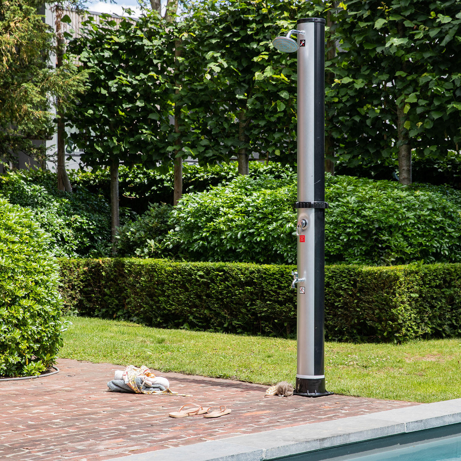 SOLARDUSCHE Fidgi Schwarz und Silber - Schwarz, Kunststoff (16/217/16cm) - Happy Garden