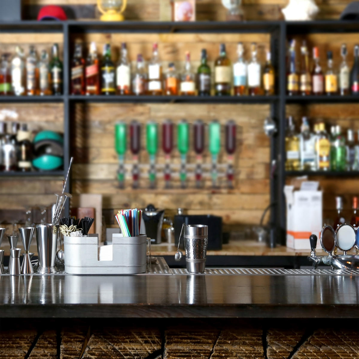 BARBUTLER - Silberfarben, Kunststoff/Metall (73/36/11cm) - Relaxdays