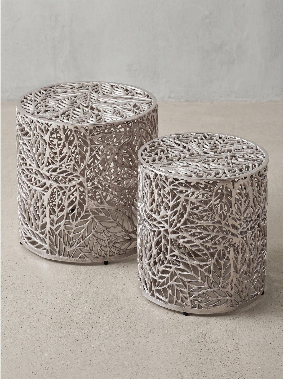 BEISTELLTISCHE 2er-Set RIAZA, Aluminium, Silber, Ø 41 x 42 cm - Silberfarben, Metall (41/41/42cm) - KADIMA DESIGN