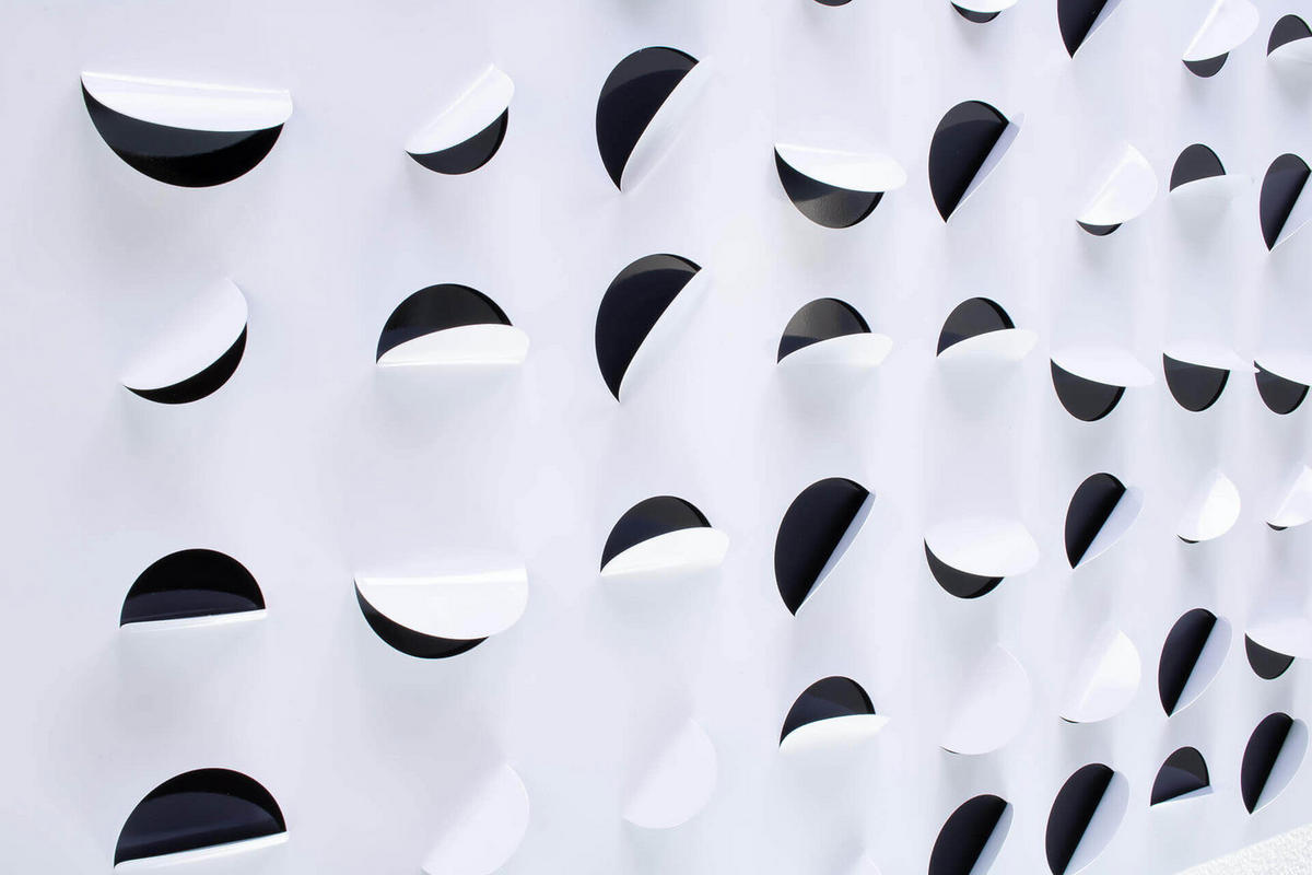 WANDDEKO Schwarz-Weiß 118/57 cm - Schwarz/Weiß, Metall (7.21/57/5cm) - KUNSTLOFT
