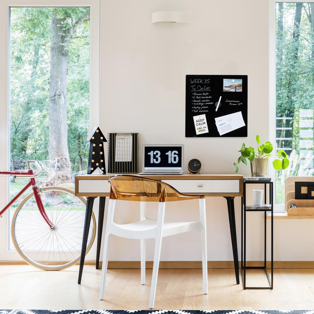 MAGNETTAFEL - Schwarz, Glas/Metall (50/50/0.4cm) - Relaxdays