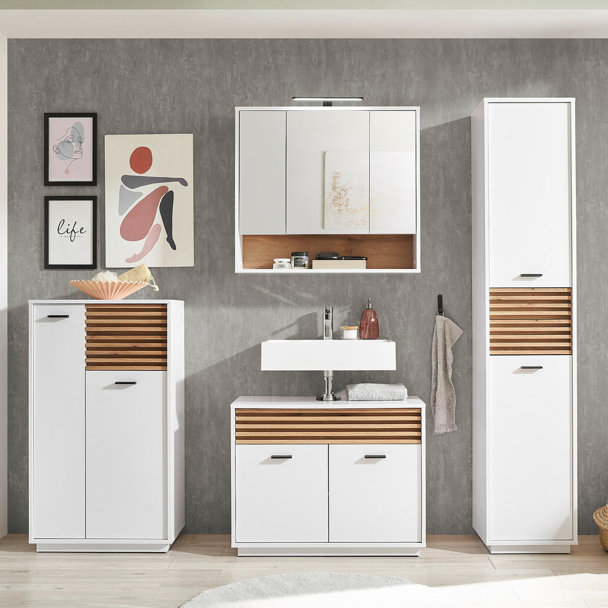 BELEUCHTETER SPIEGELSCHRANK - Spanplatte - Eiche - Weiß, Holzwerkstoff (80/72/21cm) - home24