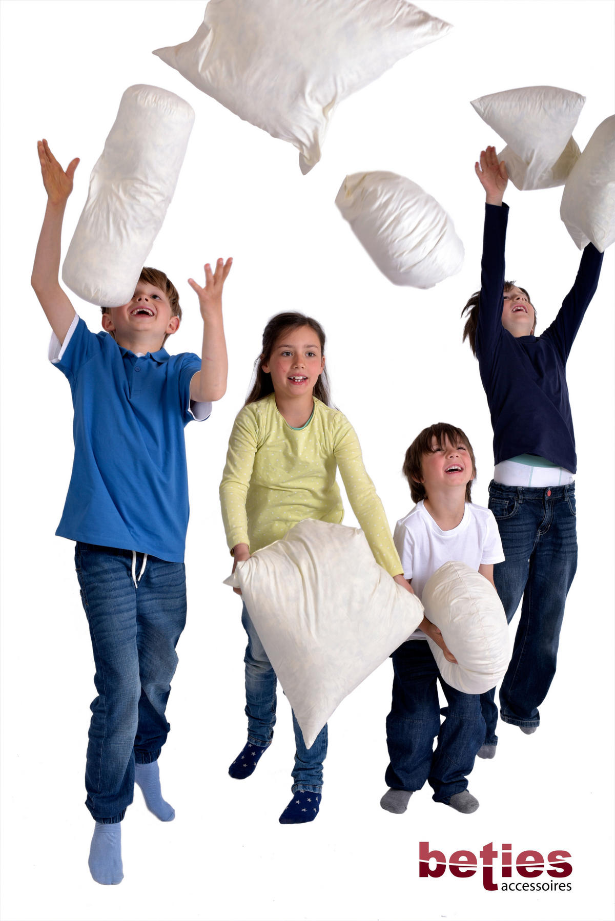 FEDERKISSEN PublikPlus 60/60 cm - Creme, Textil (60/60cm) - beties Heimtextil