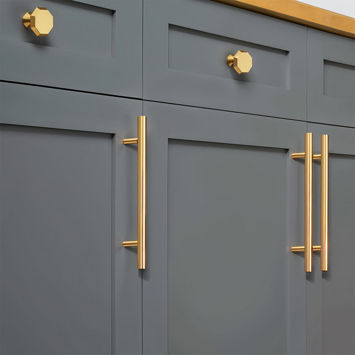 MÖBELGRIFFE 10er-Set aus rostfreiem Edelstahl goldene Vielseitig einsetzbar Einfache Montage Angenehme Haptik Pflegeleicht 200 mm - Goldfarben, Metall (20/1/12.8cm) - Livingandhome