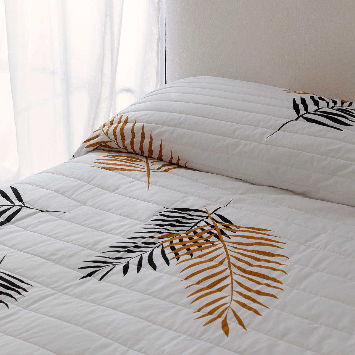 TAGESDECKE Foliage 240x260 cm (Bett 135/140/150) - Multicolor, Textil (240/260cm) - Happy Friday