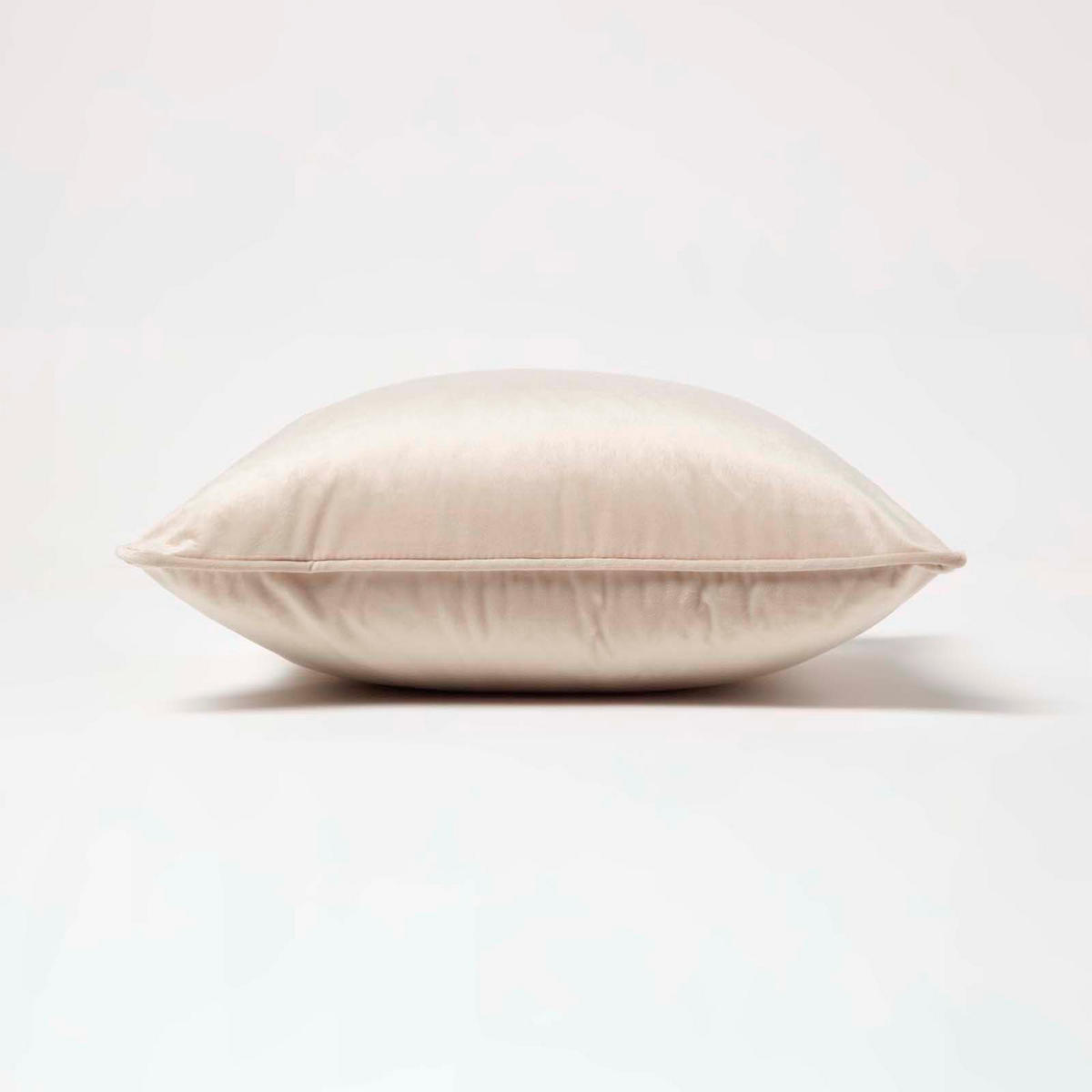 KISSENHÜLLE Samt mit Paspel – creme 46/46 cm - Creme, Textil (46/46cm) - Homescapes