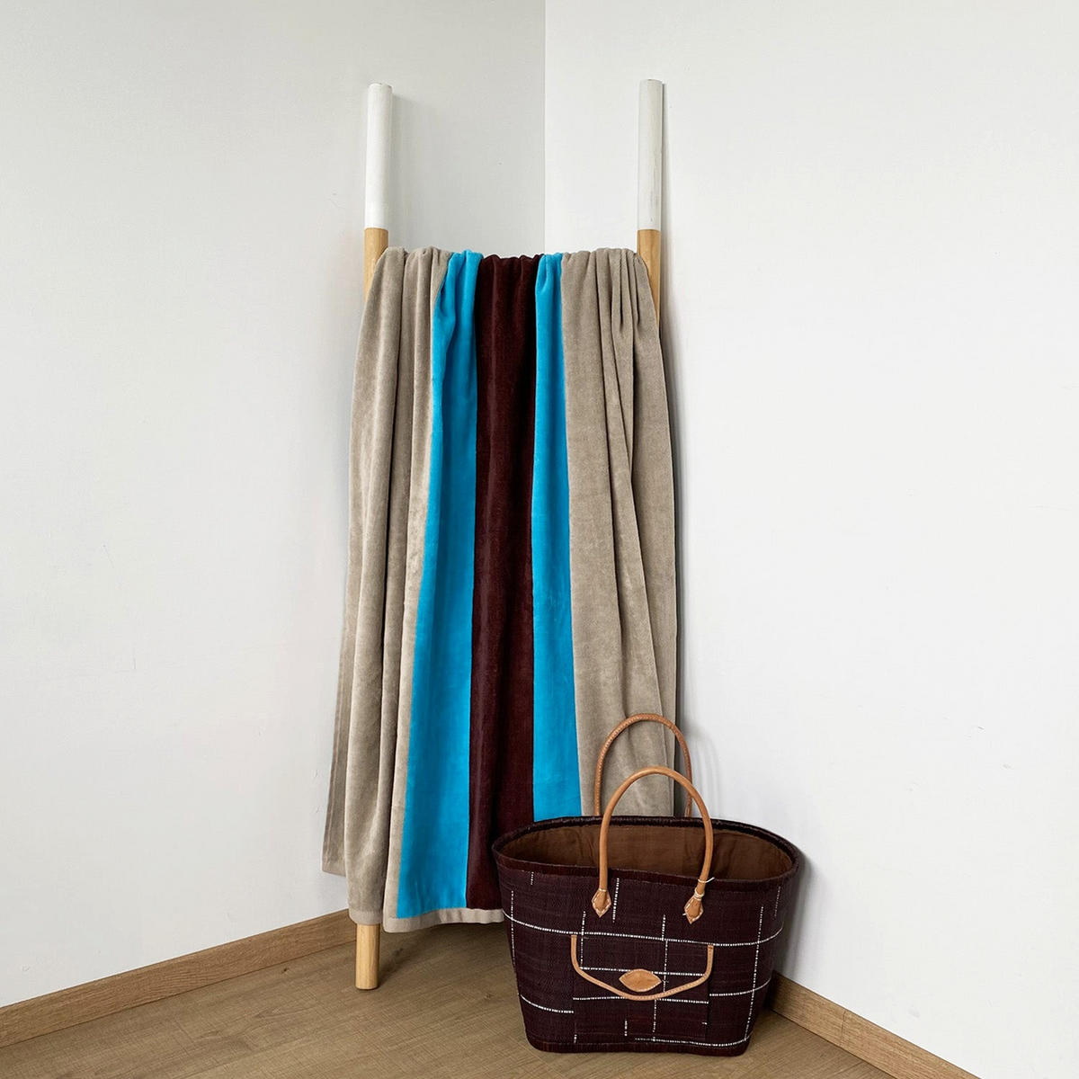 STRANDTUCH Velours-Jacquard Alto 140x180 400 g/m2 Grau - Grau, Textil (140/180cm) - LE COMPTOIR DE LA PLAGE