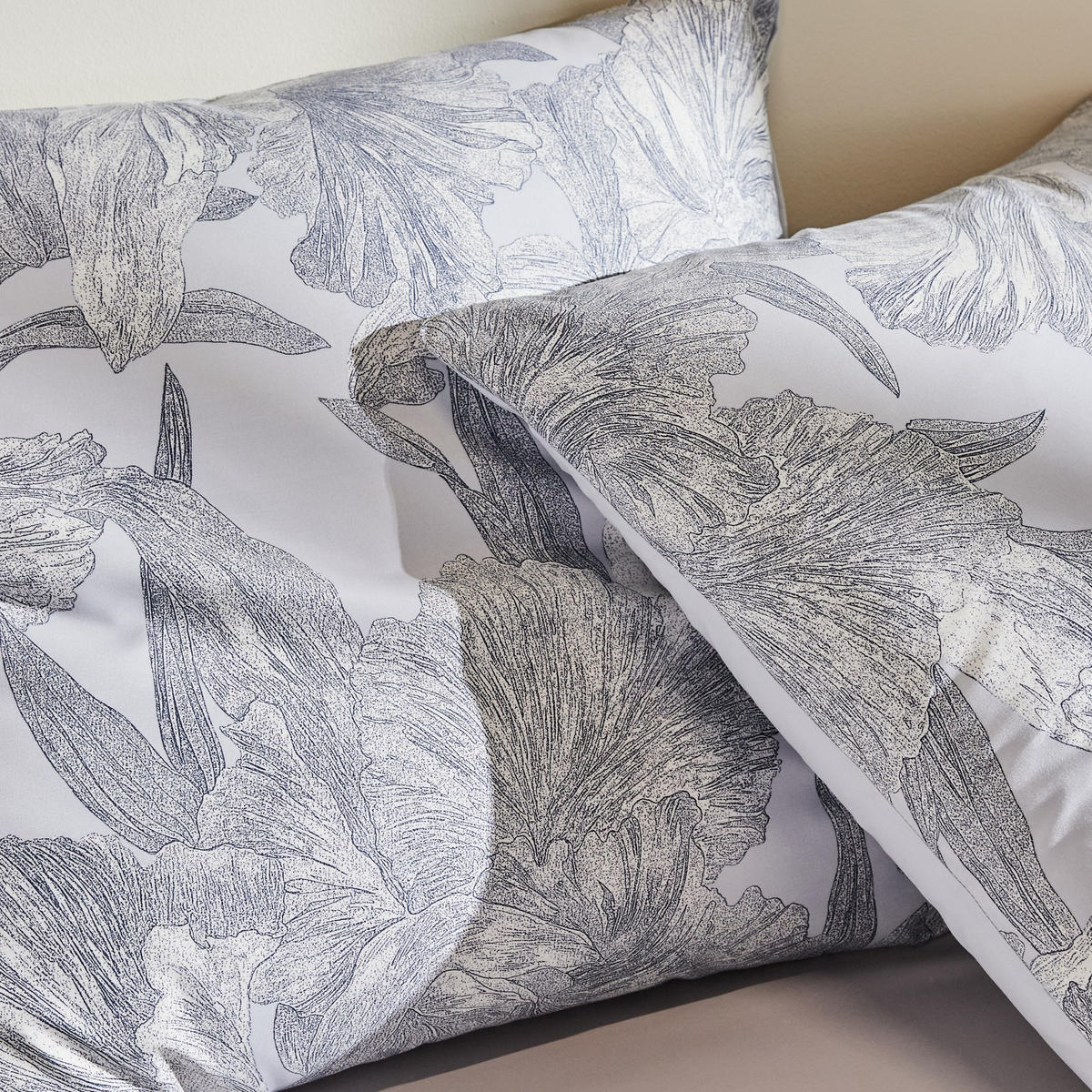 BETTWÄSCHE Flowa - Hellblau, Textil (200/220cm) - home&you