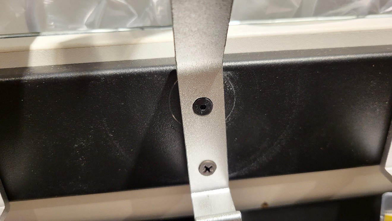 STENSKI OBEŠALNIK PAT 7 črna aluminij - razstavni eksponat - Xora