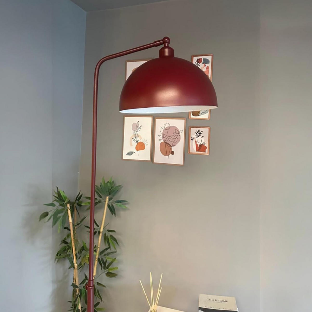STEHLAMPE Norek aus Metall mit E27, verstellbarer Lampenschirm - Bordeaux, Metall (37/37/169cm) - Bamyum