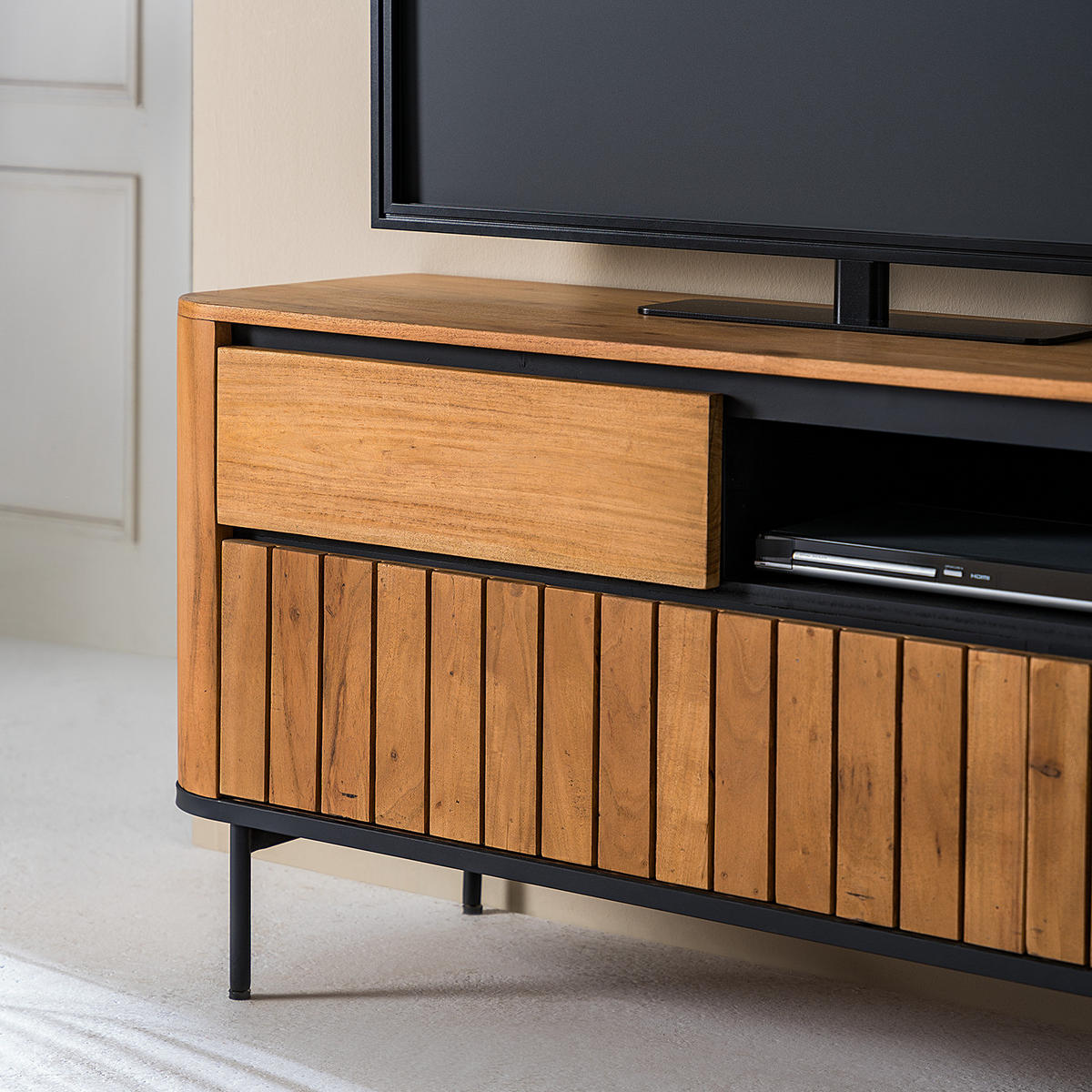 TV-LOWBOARD - Akazie massiv - Akaziefarben, Holz (177/63/42cm) - home24