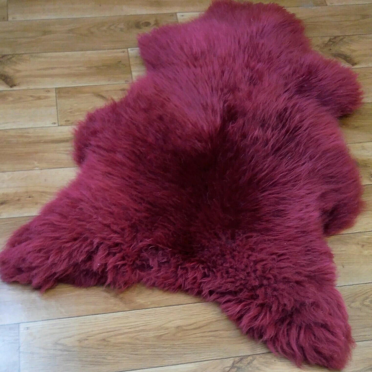 FELL Öko Lammfell Schaffell Bordeaux Rot ca. 125 cm - Bordeaux/Rot, Fell (70/125cm) - Provellus