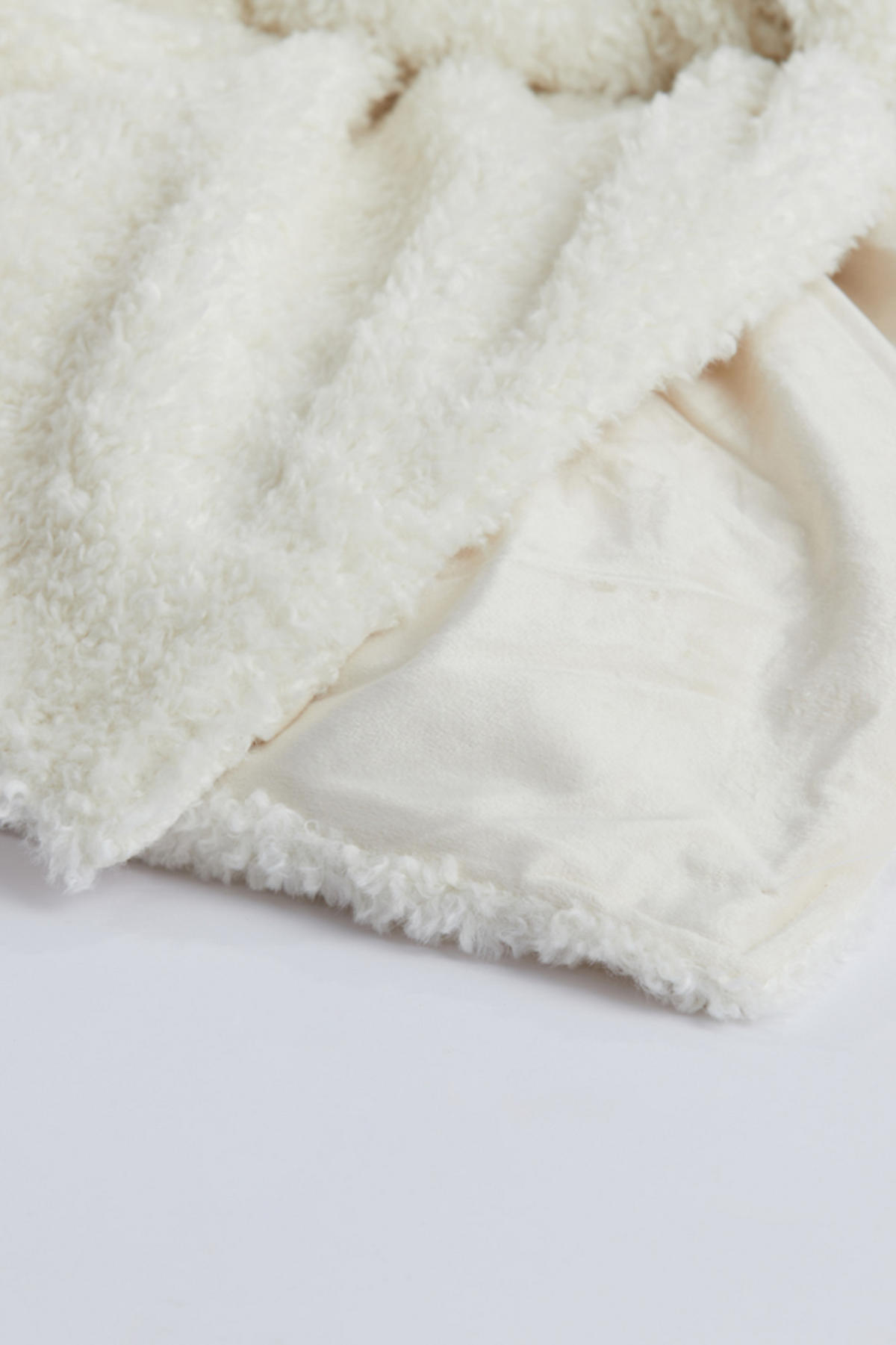 PLAID Bodi Weiß 152/127/0,5 cm - Weiß, Textil (127/152cm) - Light & Living