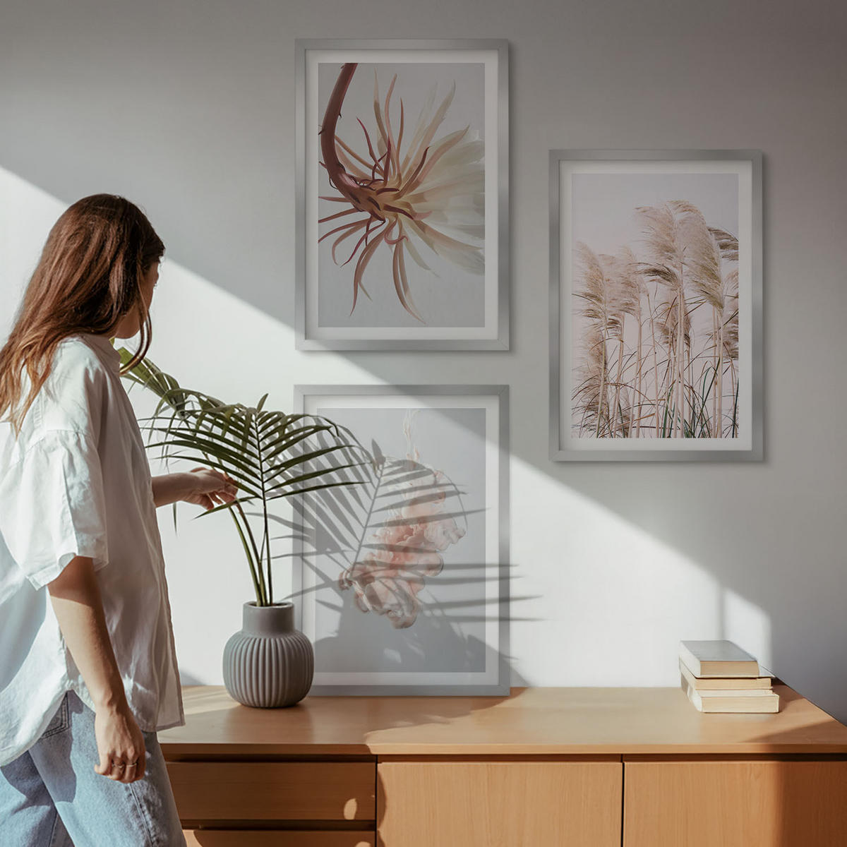 WANDBILDER 3er Set - 40x60 cm Silberner Rahmen - Set aus Gras, Blumen und hellem Hintergrund - Silberfarben, Kunststoff (40/60cm) - ArtPrintCave