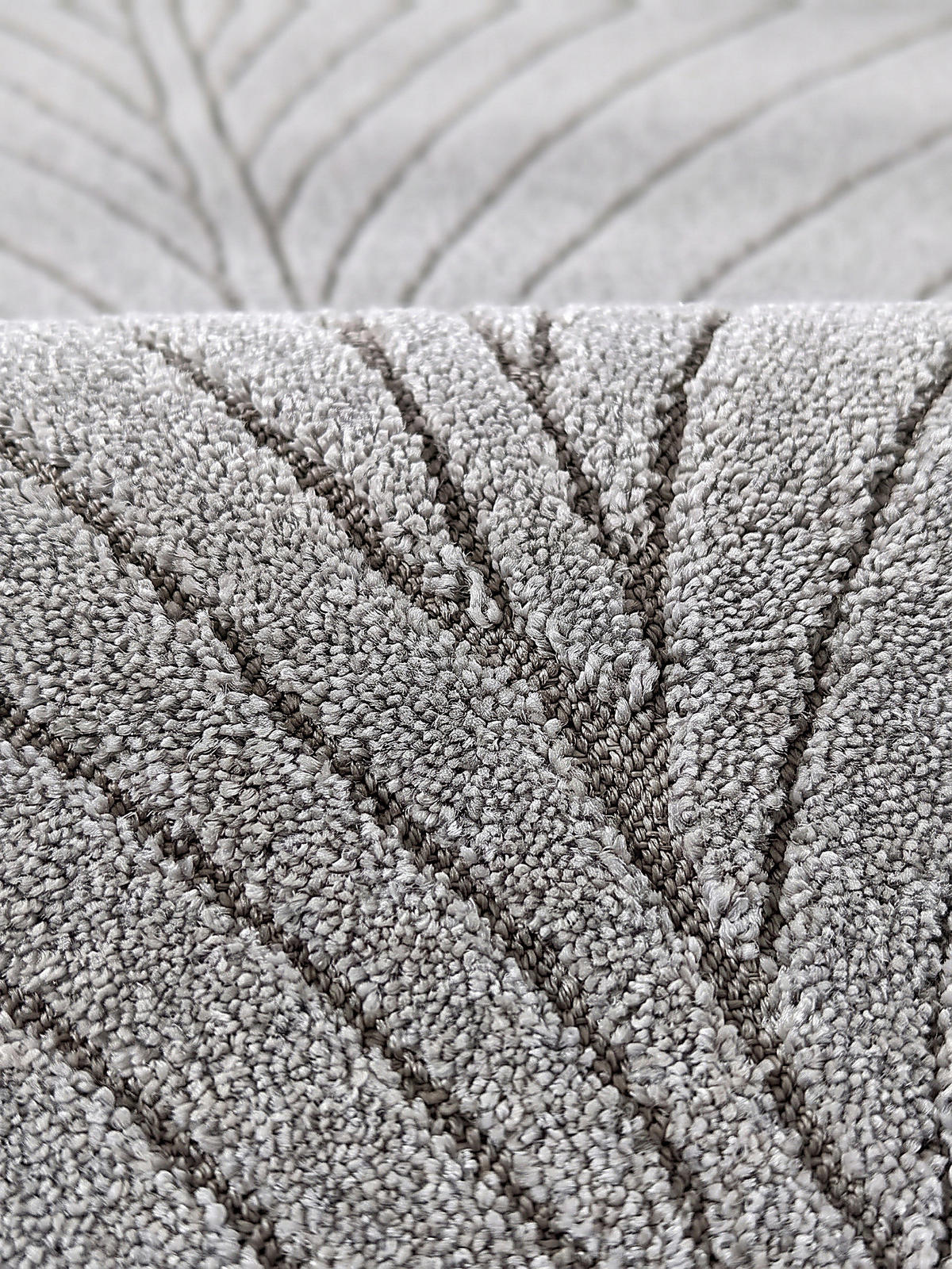 TEPPICH Outdoor, Fußbodenheizung-geeignet, mit Blattmotiv, aus Polypropylen, ENGADIN in Silbergrau, Ø 160 cm - Grau, Textil (160/160cm) - KADIMA DESIGN