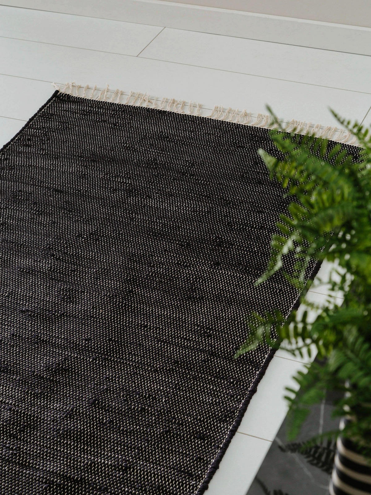 TEPPICH aus recyceltem Material Tom Schwarz 70x200 cm - Schwarz, Textil (70/200cm) - benuta Pop