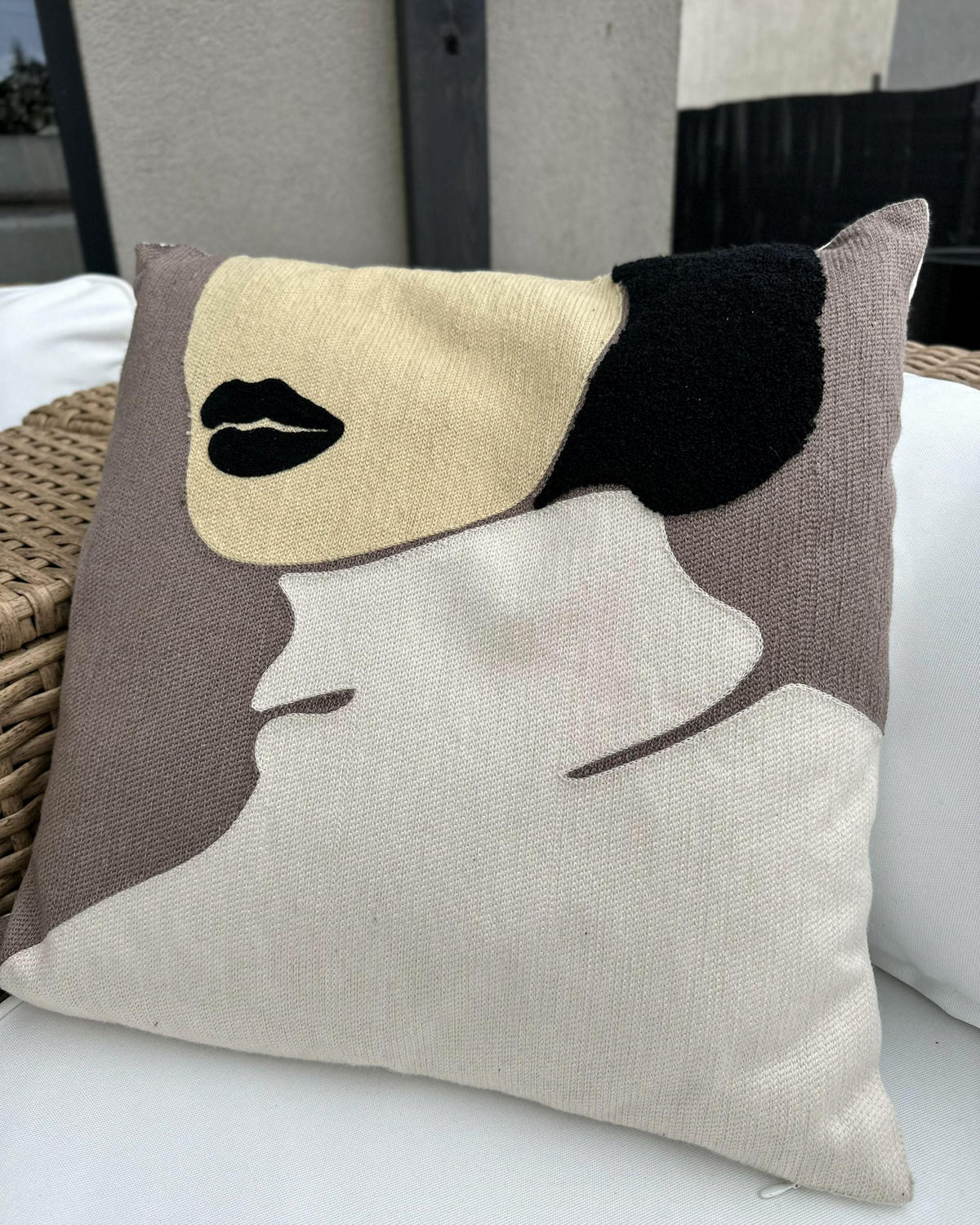 DEKORATIVNÍ POLŠTÁŘ sada 2 ks Taupe 45/45 cm Silphium - šedohnědá, textil/přírodní materiály (45/45cm) - Beliani