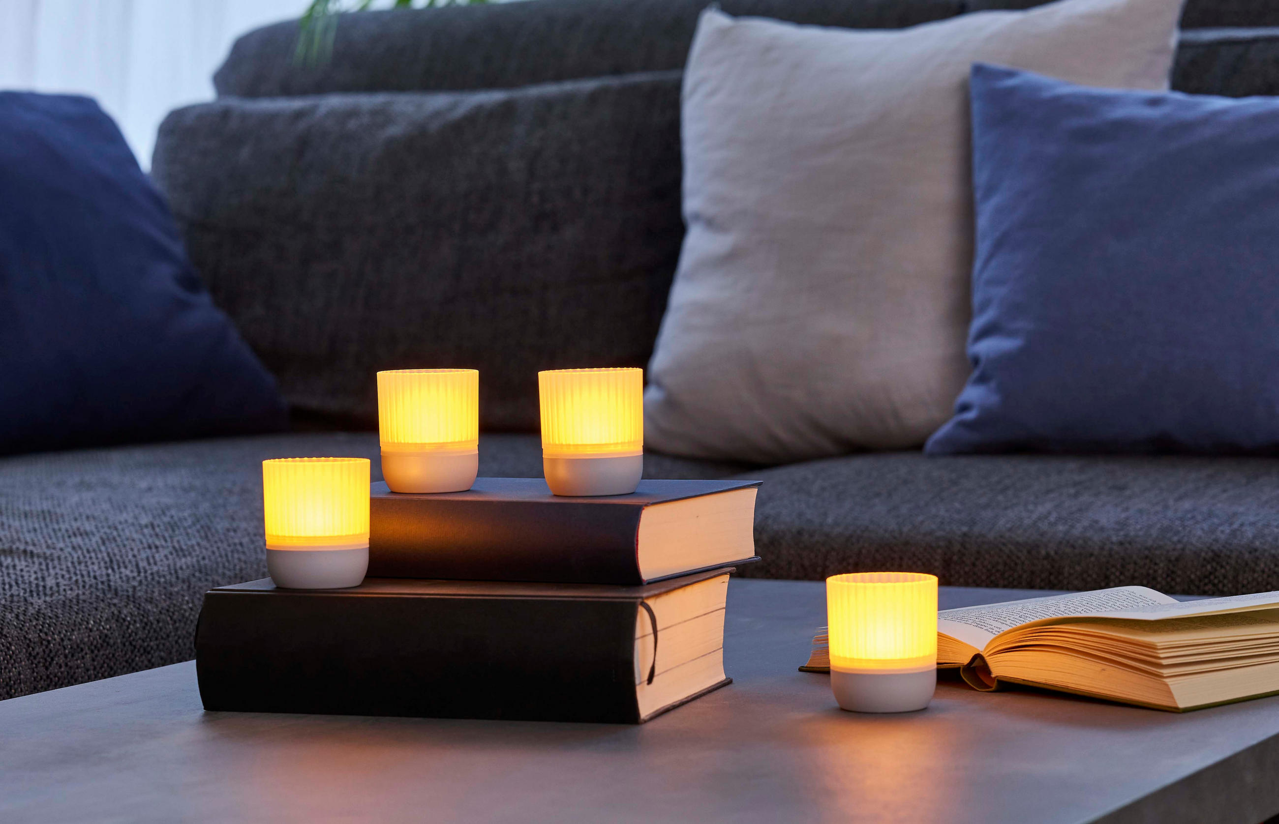 LED-AKKU-LOUNGE-LIGHTS - kabellos mit Touchsensor für Innen und Außen, RGBW Flackereffekt, 4er-Set - Weiß, Kunststoff (5/5/7cm) - Northpoint