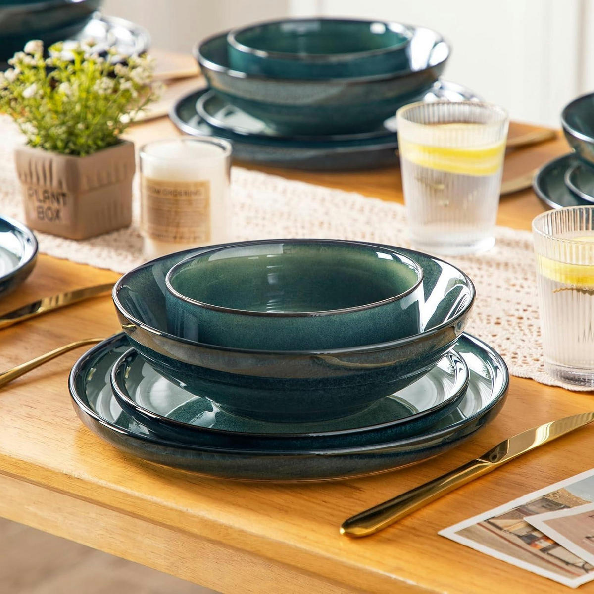 GESCHIRRSET 24 teiliges Set für 6 Personen Grün Steingut - Grün, Keramik (26/2.8/26cm)