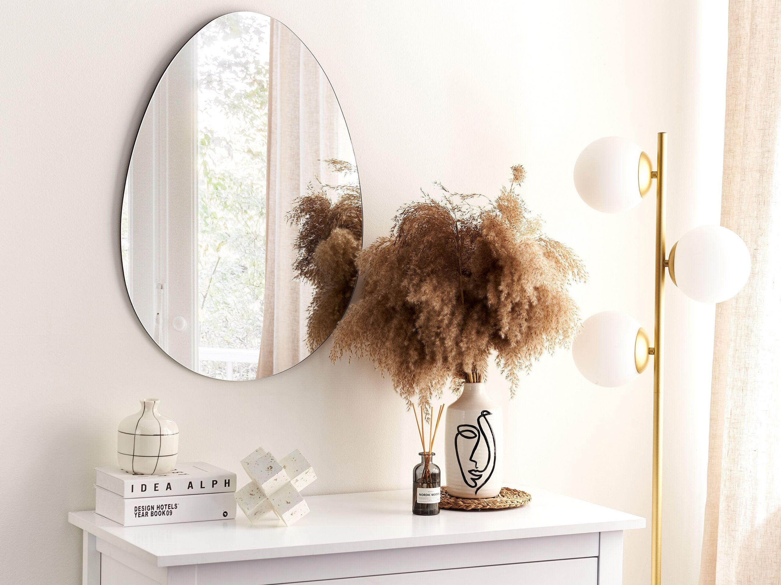 WANDSPIEGEL silber oval 50/70 cm Montresor - Silberfarben, Glas (50/70/1cm) - Beliani