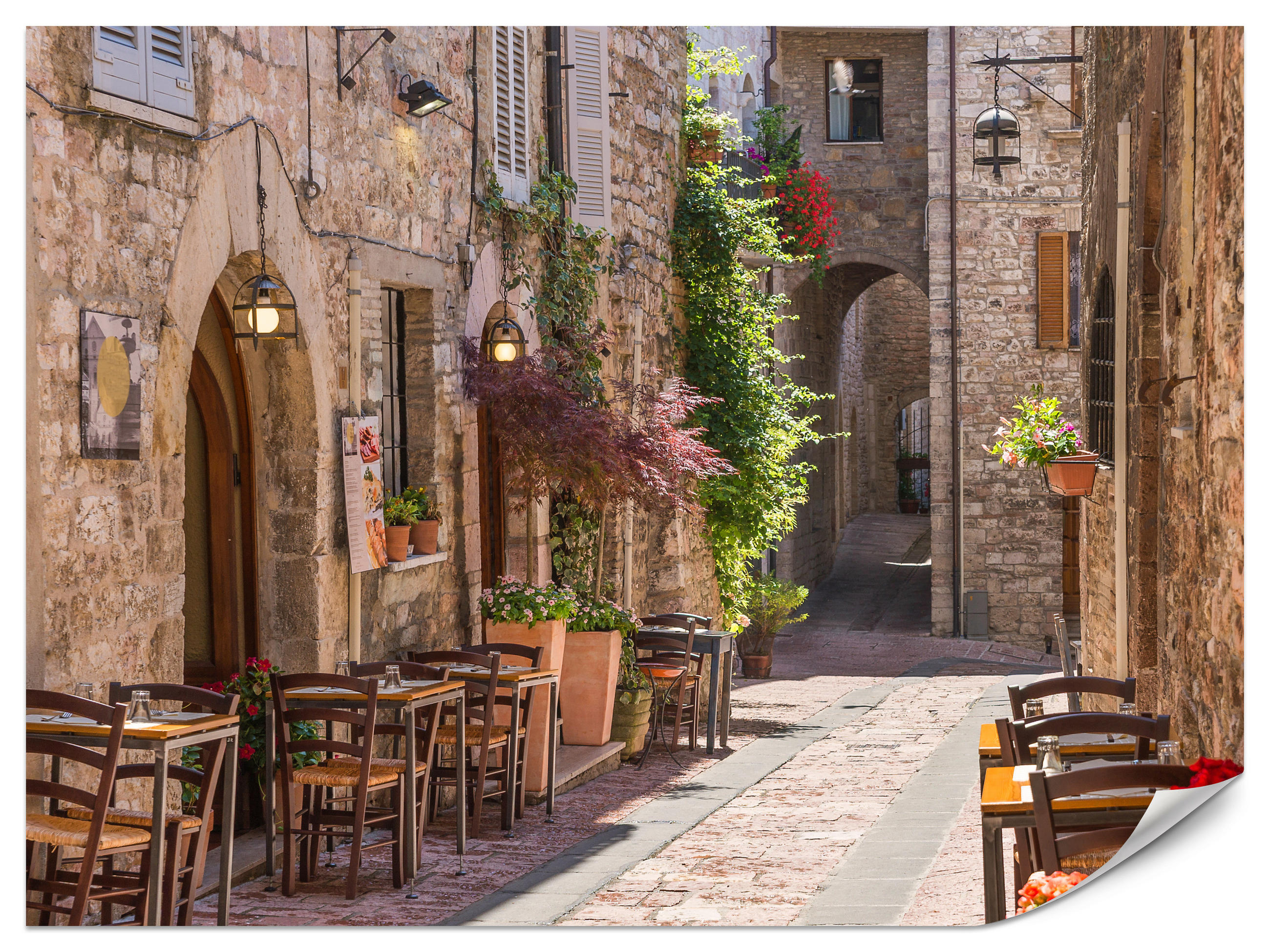 FOTOTAPETA Pre Obývaciu Izbu Talianska Kamenná Ulica S Reštauráciou Rustikálna 500 x 350 cm - oranžová/hnedá, papier (500/350cm) - Muralo