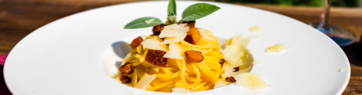 XXXLecker-125-Carbonara-vegetarisch-Header-1270x333.jpg