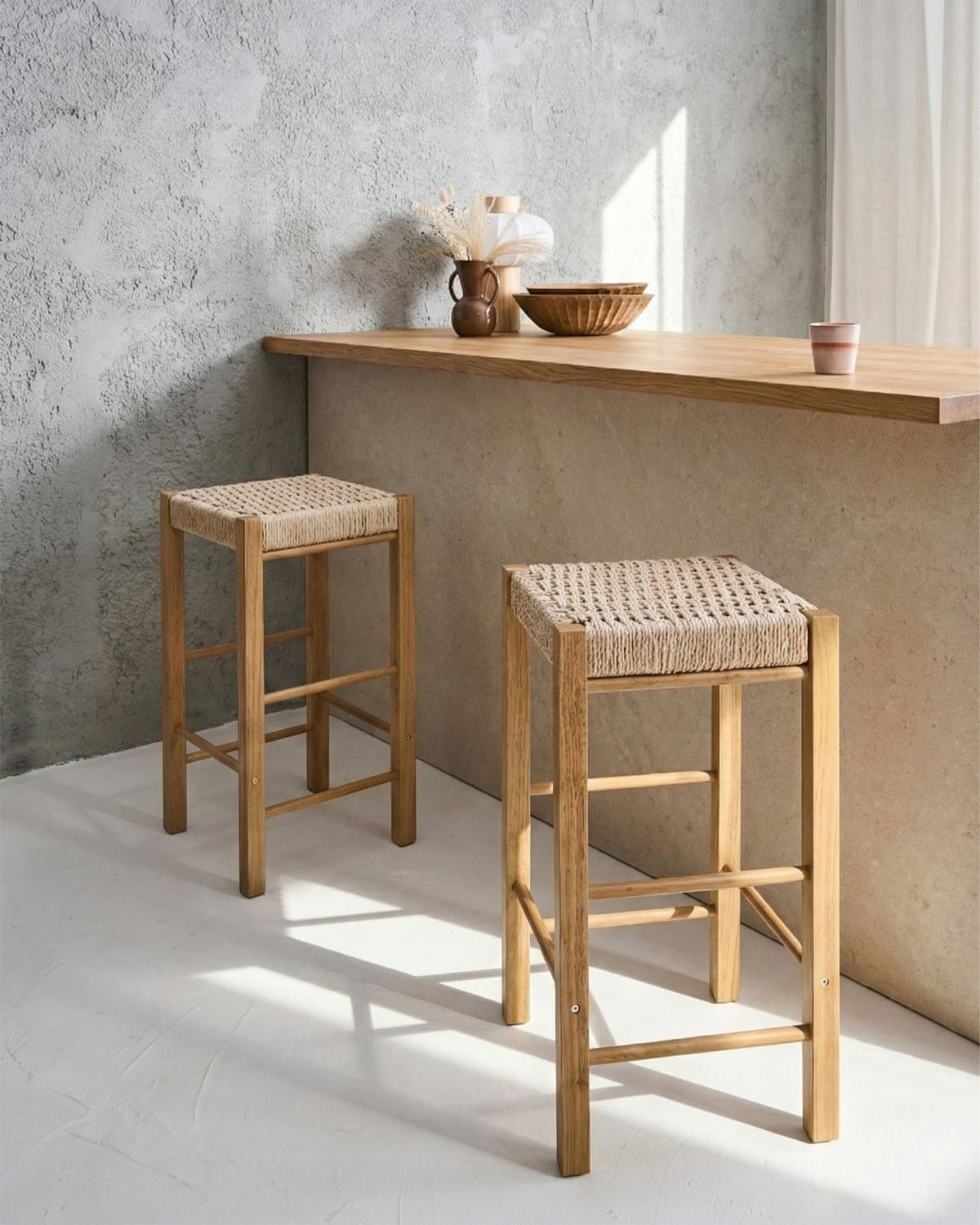 SCAUNE DE BAR set de 2 maro Embrun - bej/maro deschis, lemn (35/66/35cm) - Beliani