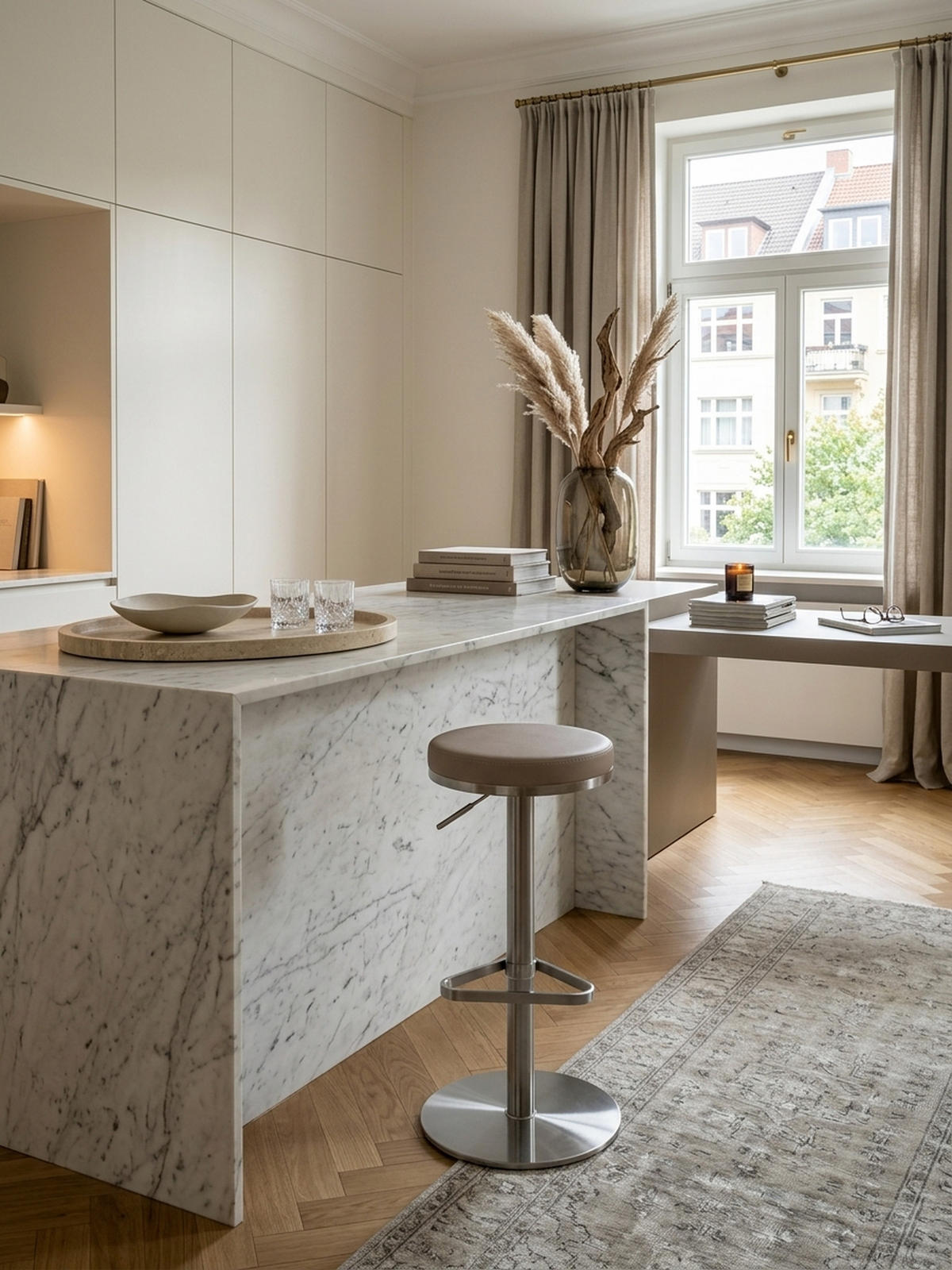 BARHOCKER Höhenverstellbar Gepolstert Triangel-Fußablage ELBE, Beige 38x38x82 cm - Beige/Silberfarben, Kunststoff/Textil (38/82/38cm) - KADIMA DESIGN