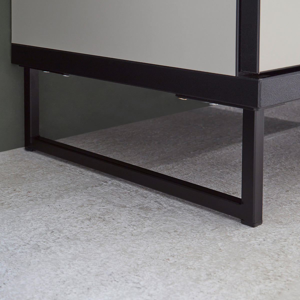 HOCHSCHRANK - Spanplatte - Kaschmir/Schwarz, Holzwerkstoff/Metall (30/162/31cm) - home24