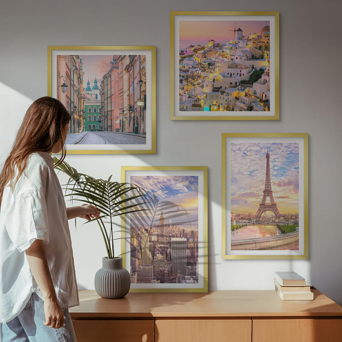 WANDBILDER 4er Set - 50x50 cm & 40x60 cm Goldrahmen - New York Paris Oia Warschau Dämmerung - Goldfarben, Kunststoff (50/50cm) - ArtPrintCave