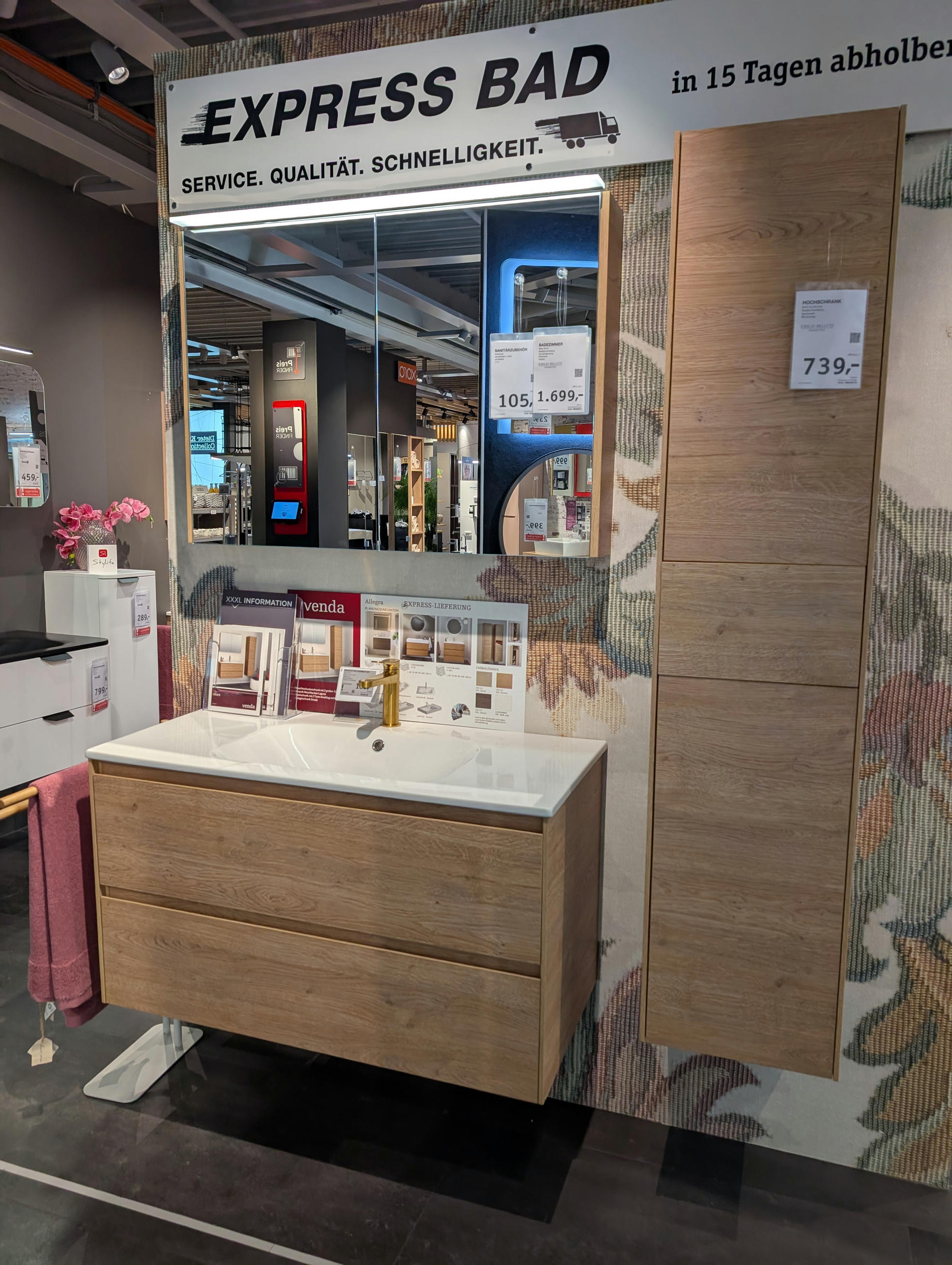 BADEZIMMER + SEITENSCHRANK - Belluti