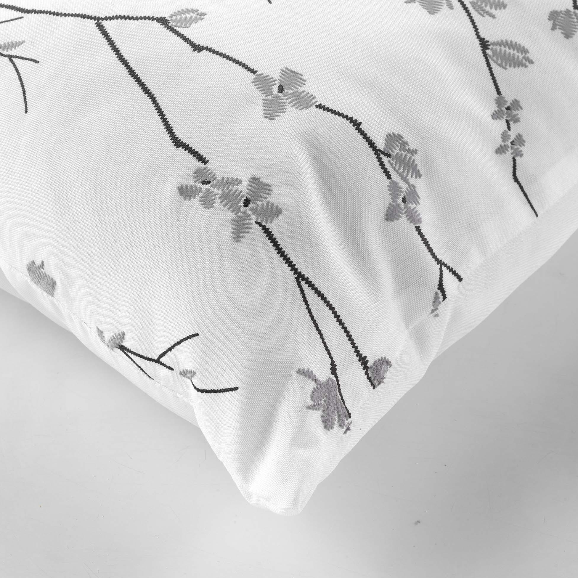 ZIERKISSEN Sakura 45/45 cm - Weiß, Textil (45/45cm) - Douceur d´intérieur