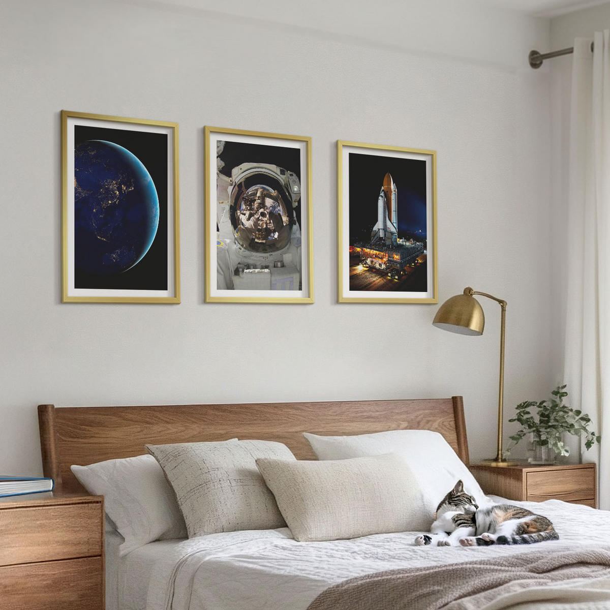 BILDER SET 3er Set - 40x60 cm Goldrahmen - Weltraum Erde Astronaut Rakete - Goldfarben, Kunststoff (40/60cm) - TULUP