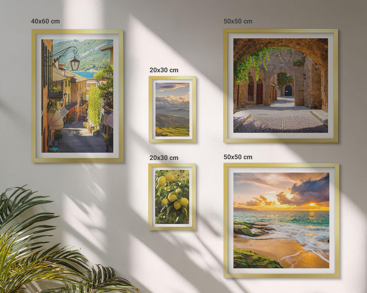 BILDER SET 5er Set - 50x50 cm & 20x30 cm & 40x60 cm Goldrahmen - Malerische Straßen am Meer, Strand - Goldfarben, Kunststoff (40/60cm) - TULUP
