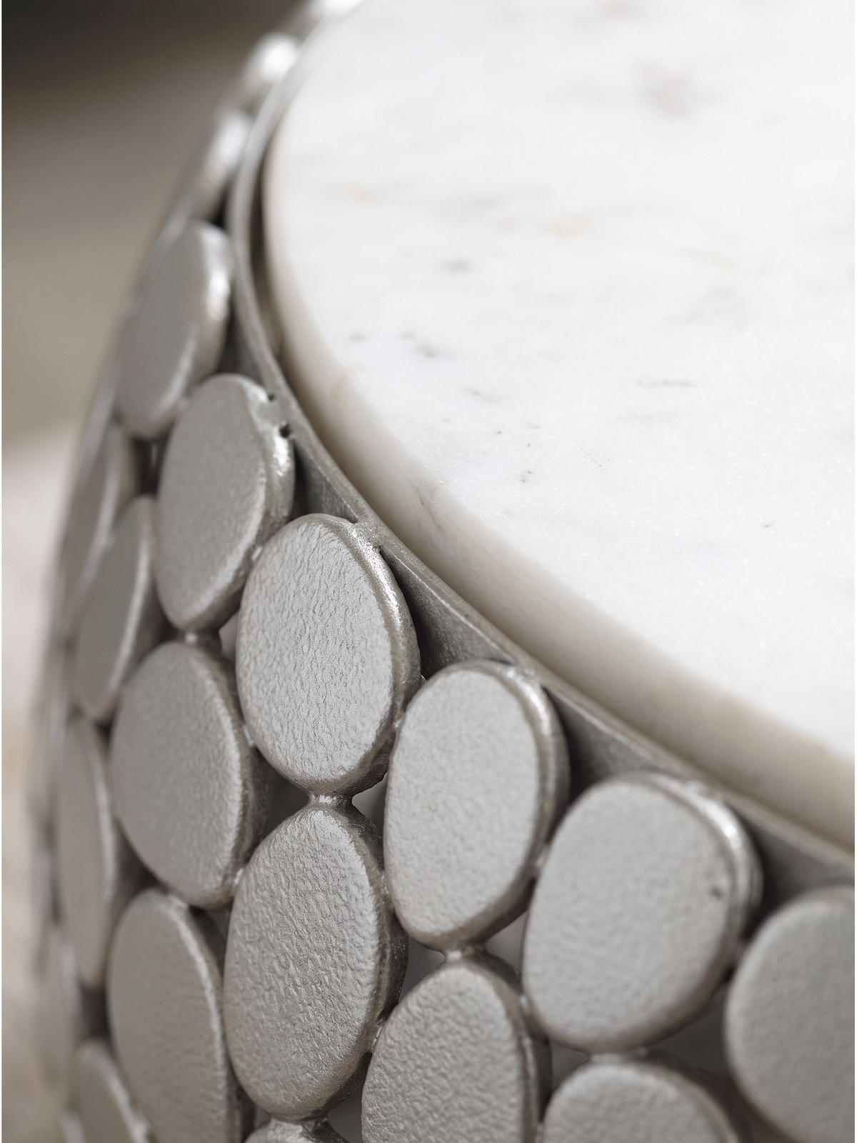 COUCHTISCH DIEMEL, Marmor, handgefertigt, Silber-Weiß, Ø 66 x 32 cm - Silberfarben, Stein/Metall (66/66/32cm) - KADIMA DESIGN