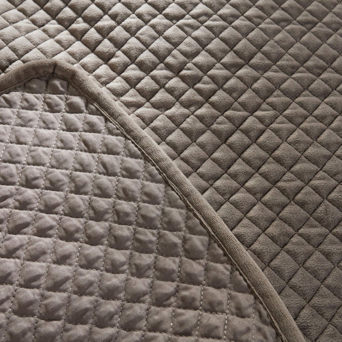 TAGESDECKE Plums - Hellbraun, Textil (200/220cm) - home&you