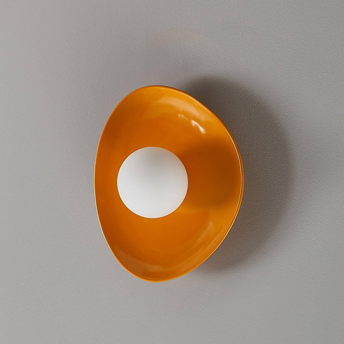 WANDLEUCHTE Florélys, Orange und Weiß, 28cm - Weiß, Glas (25/25/28cm) - KOSILUM